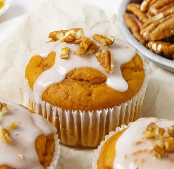 3-ingredient-pumpkin-muffins-with-spice-cake-mix