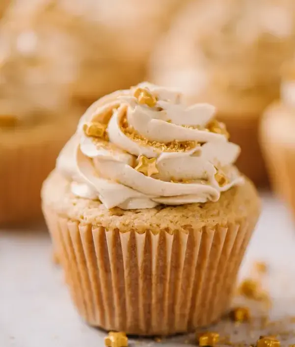 Biscoff-Cupcakes-with-Biscoff-Buttercream