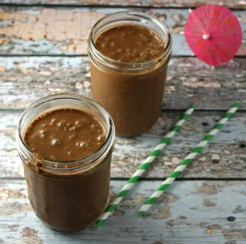 Chocolate-nut-Butter-Smoothie