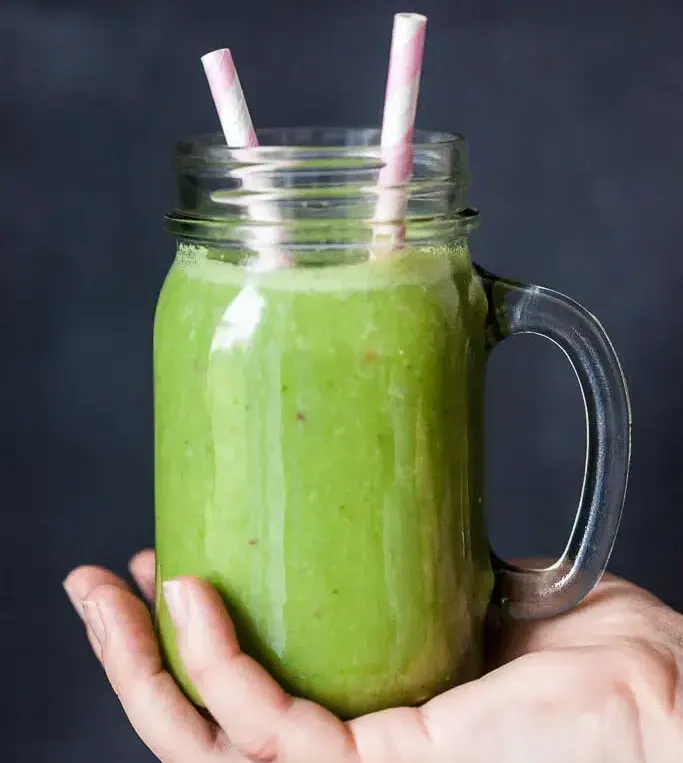 Detox-spinach-green-smoothie