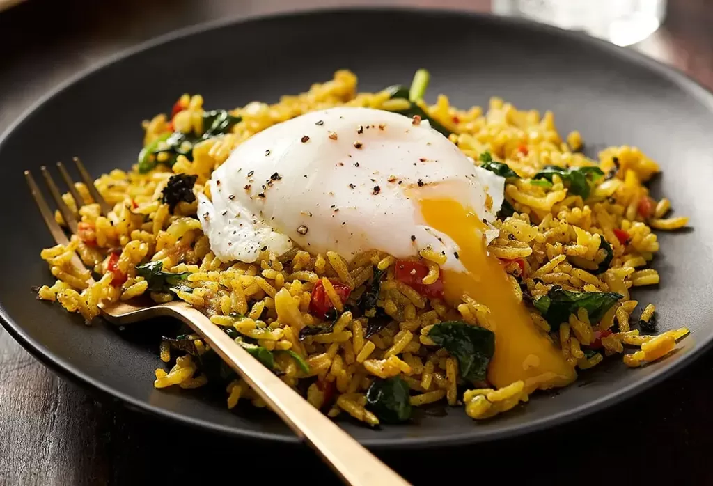 Indian-Spiced-Rice-with-poached-eggs