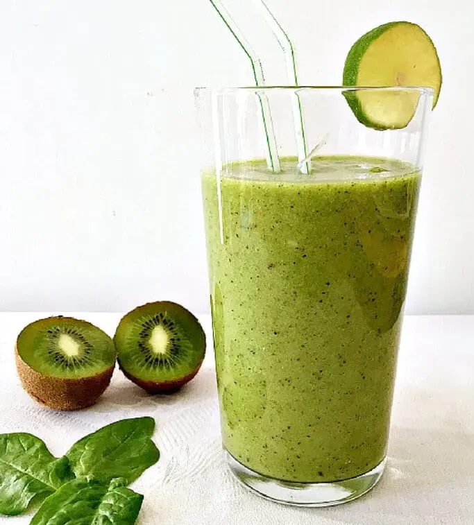 Kiwi-Spinach-Smoothie