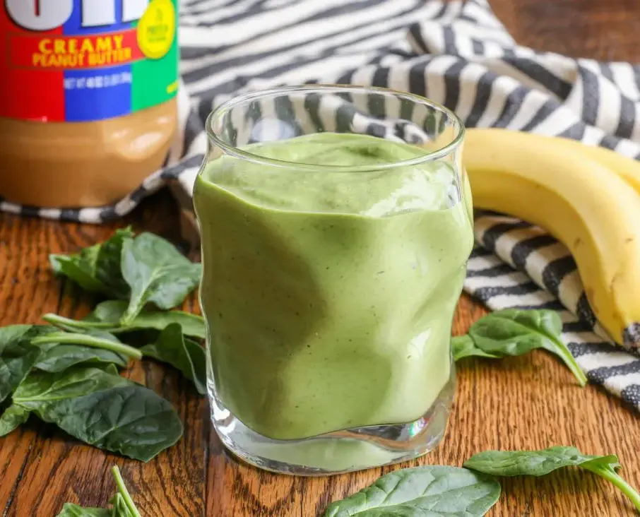 Peanut-Butter-Banana-Spinach-Smoothie