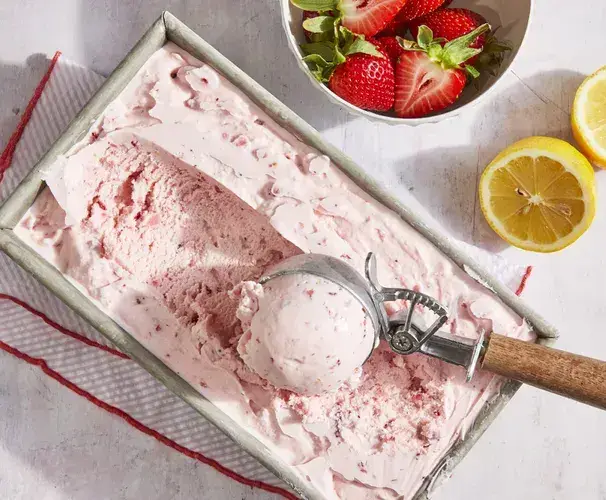 Strawberry-Lemon-Ice-Cream