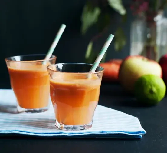 apple-carrot-and-ginger-juice