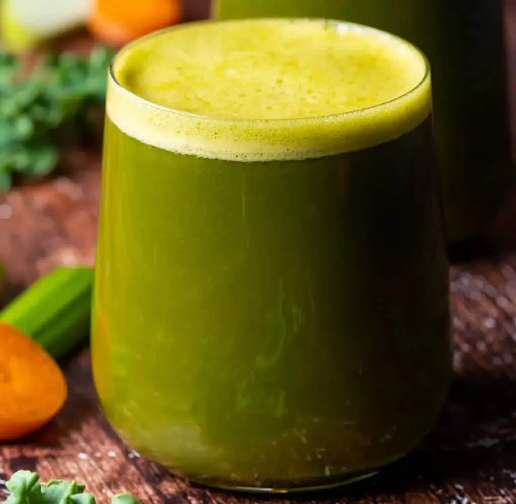 apple-carrot-celery-and-kale-juice