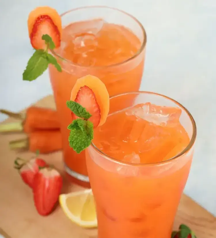 carrot-strawberry-juice