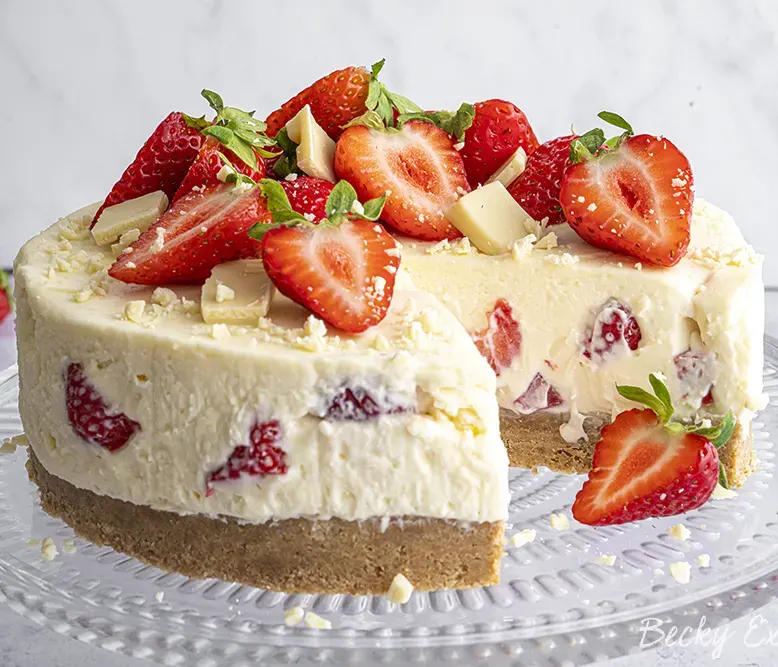 gluten-free-white-chocolate-and-strawberry-cheesecake