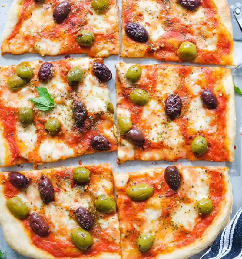 olive-pizza