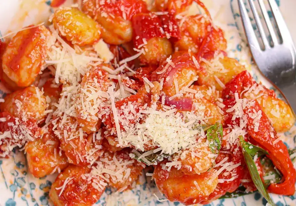 roasted-capsicum-gnocchi