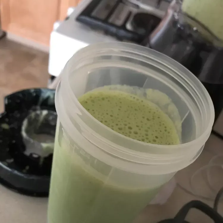 spinach-and-banana-power-smoothie