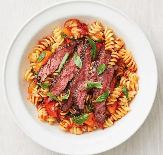 steak-pizzaiola-pasta