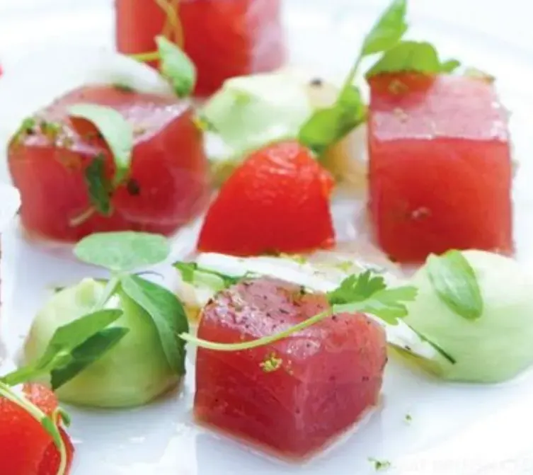 yellowfin-tuna-with-a-lime-and-white-radish-dressing-and-bloody-mary-jelly