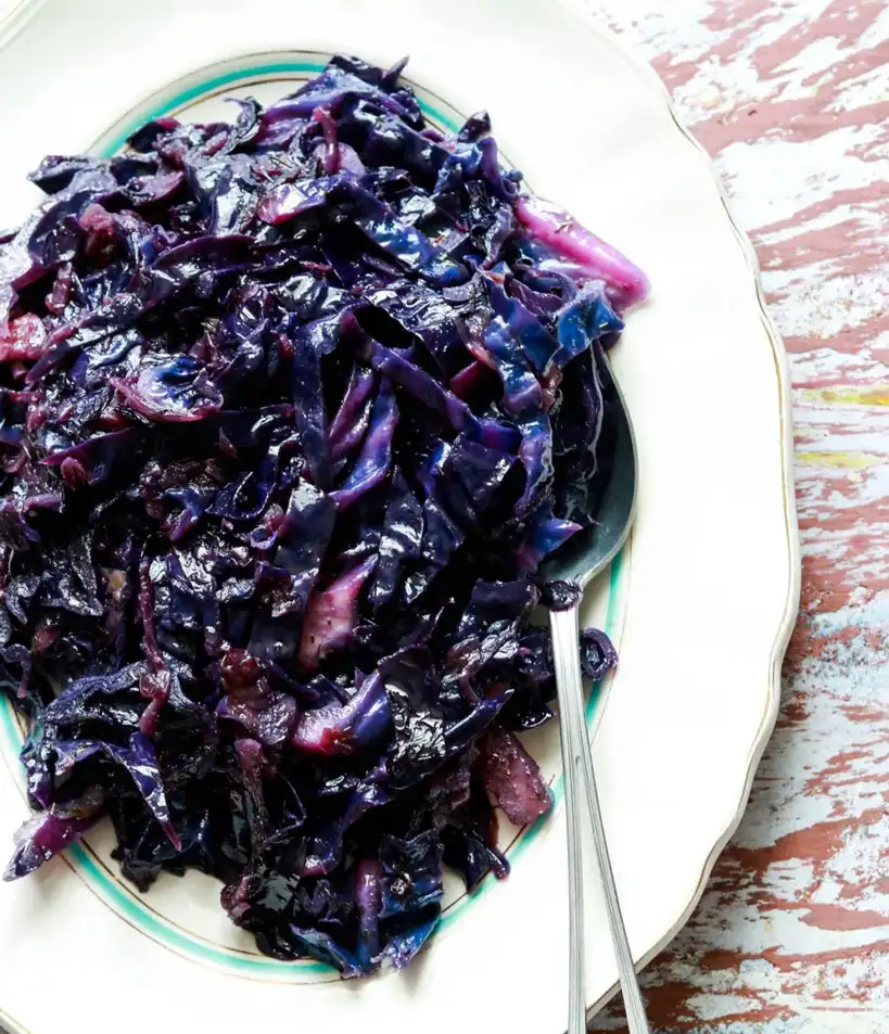 Braised-Purple-Cabbage-with-Dill-and-Garlic