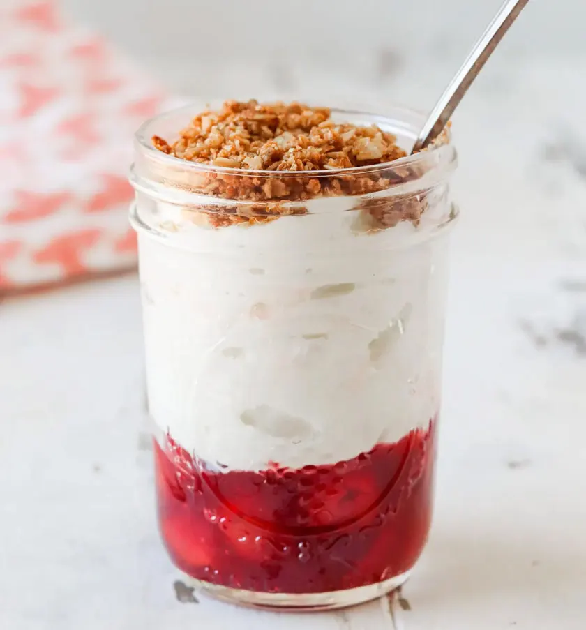 Cherry-Pie-greek-Yogurt-Parfait