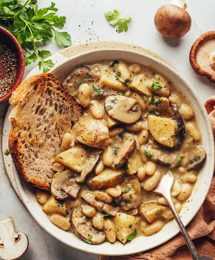 Cozy-white-bean-mushroom-stew