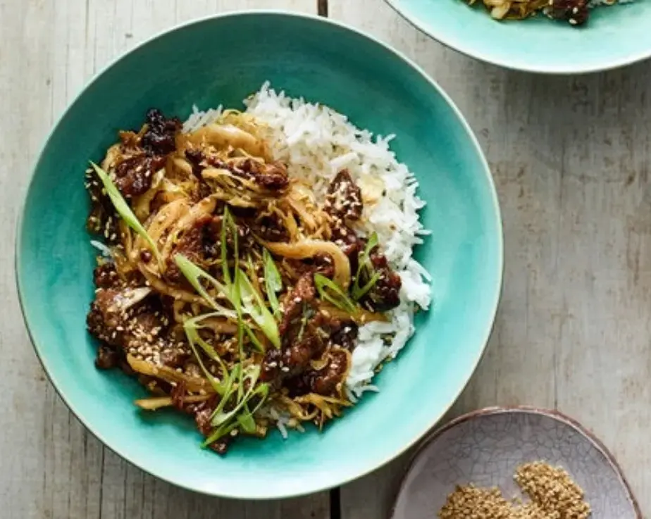 Shaved-Beef-and-Cabbage-Stir-Fry