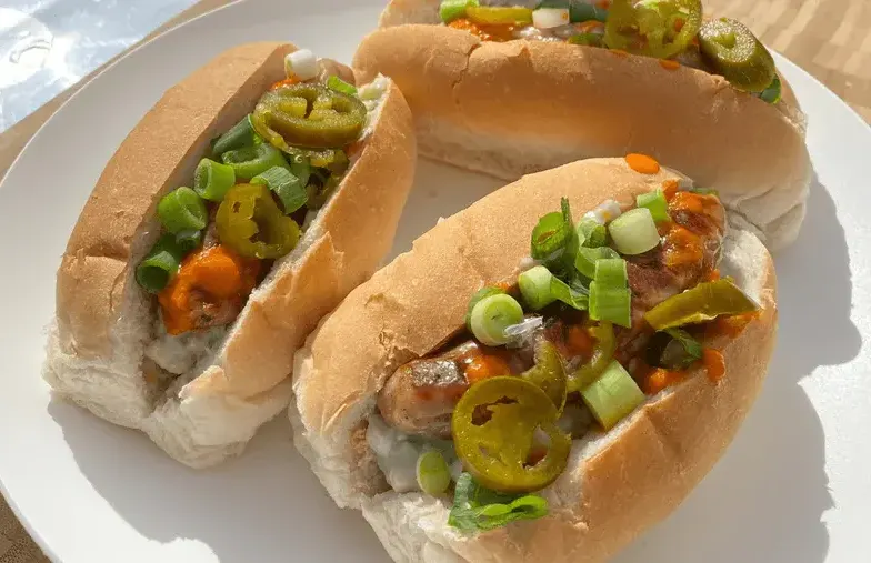 buffalo-blue-cheese-sausage-hotdogs