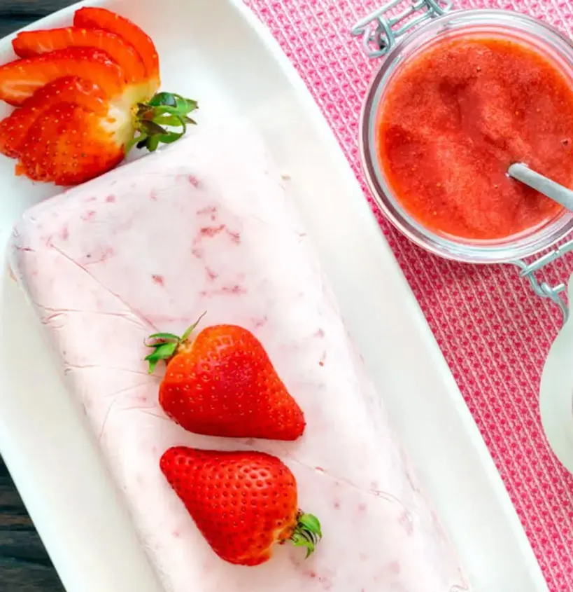 creamy-strawberry-semifreddo