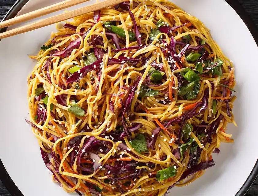 curry-noodles-with-broccoli-rabe-and-purple-cabbage