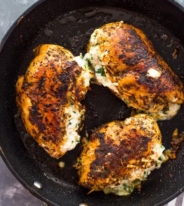 low-carb-spinach-stuffed-chicken