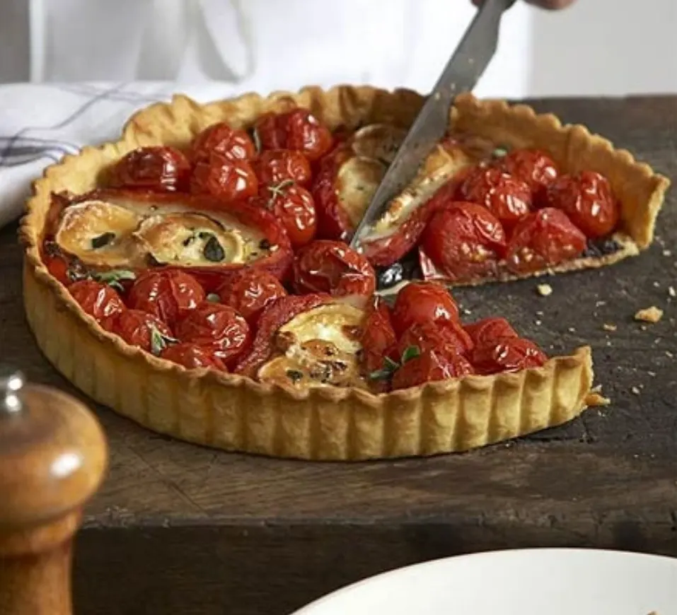 roasted-red-pepper-and-goat-cheese-pie