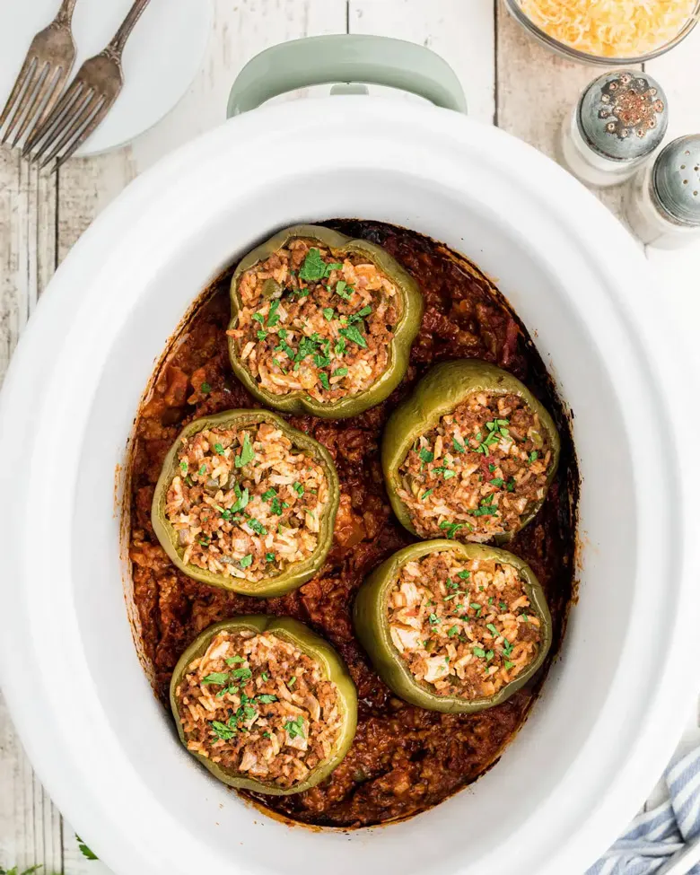 slow-cooker-beef-and-rice-stuffed-bell-peppers
