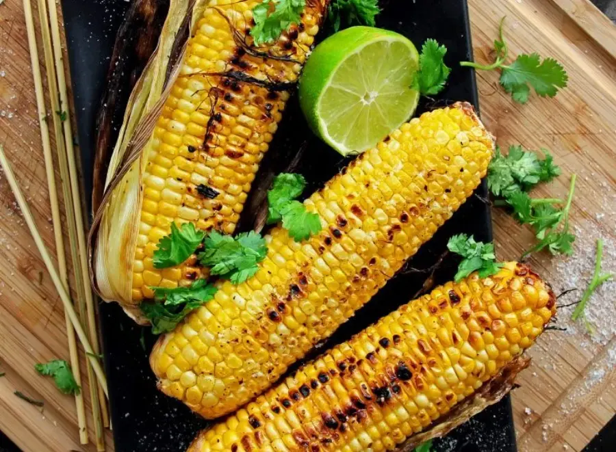 Coriander-Lime-Grilled-Corn-on-the-Cob