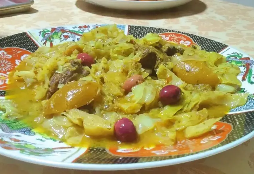 Moroccan-Spiced-Beef-and-Cabbage-Tagine