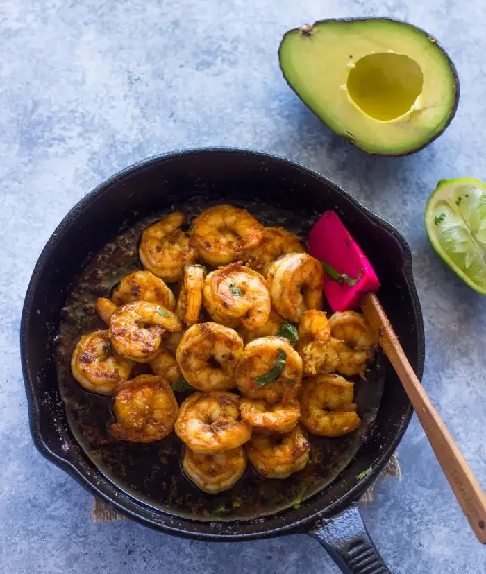 all-purpos-spicy-shrimp-skillet