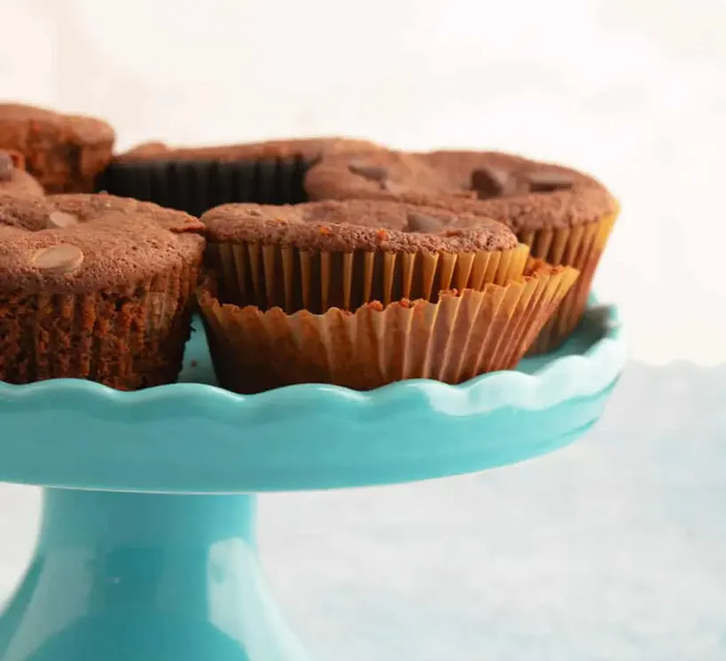 almond-flour-chocolate-muffins