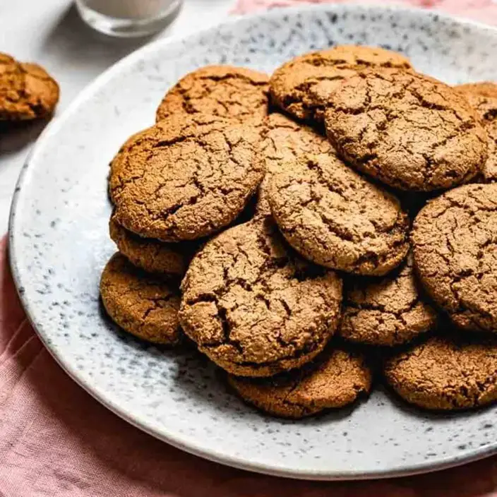 almond-flour-gingerbread-cookies