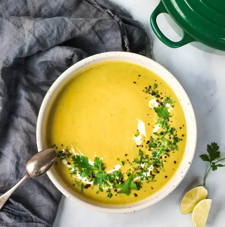 curried-zucchini-soup