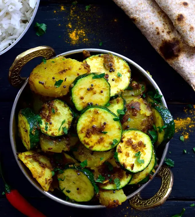 indian-spiced-potatoes-and-zucchini