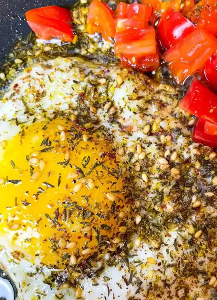 zaatar-eggs-fried-in-olive-oil