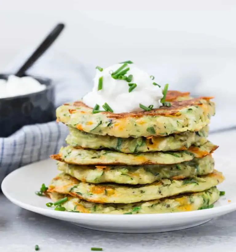 zucchini-pancakes-with-sour-cream-and-chives