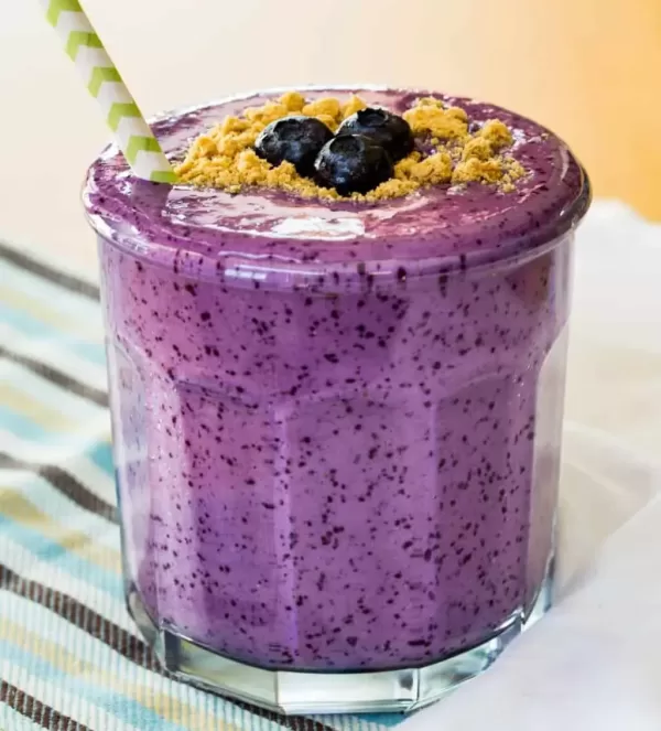 blueberry-cheesecake-smoothie