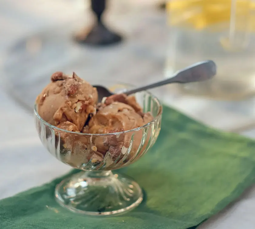 Almond-Fudge-Ice-Cream