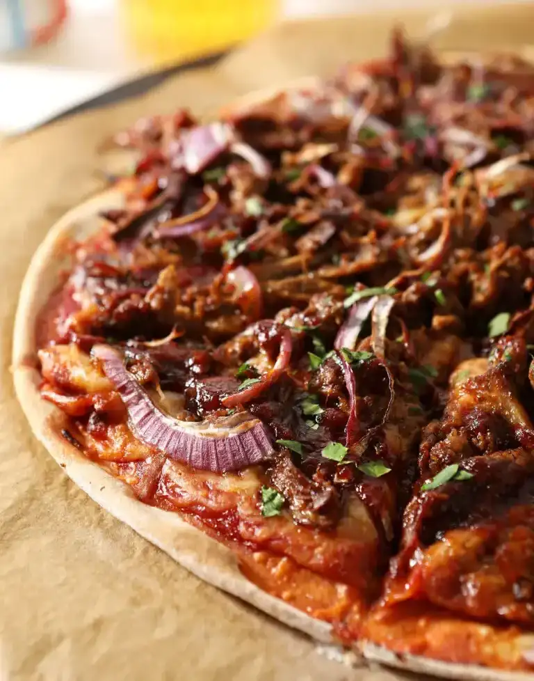 BBQ-Pulled-Pork-Pizza