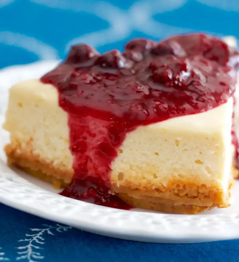 Cheesecake-with-Berry-Sauce