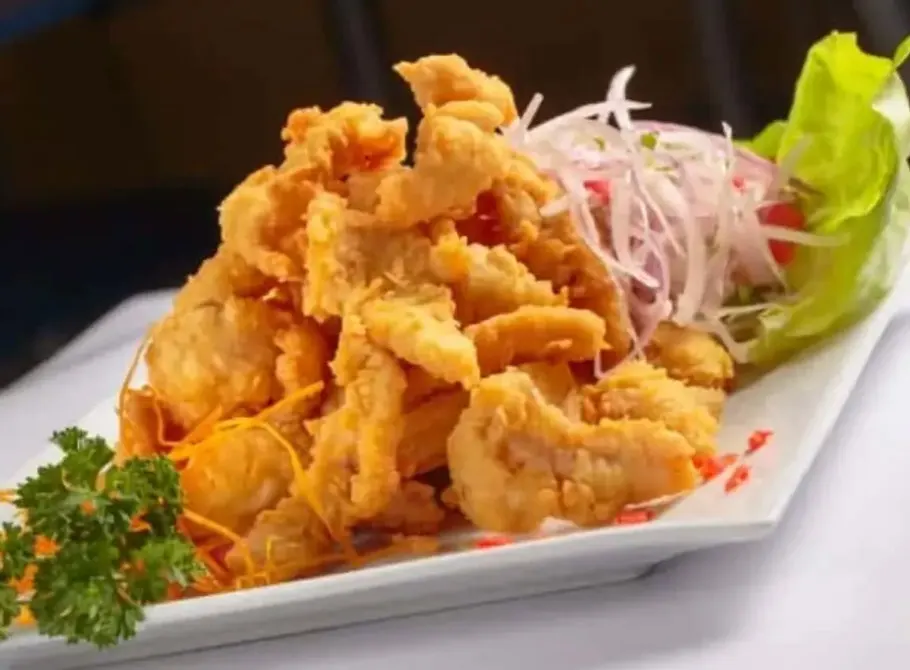 Chicharron-de-Pescado