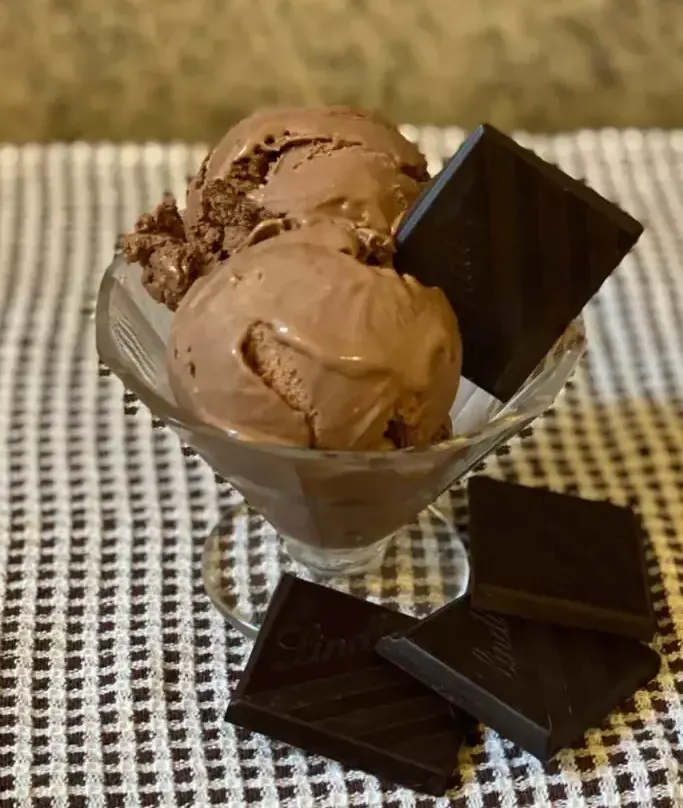 Cuisinart-Chocolate-Ice-Cream