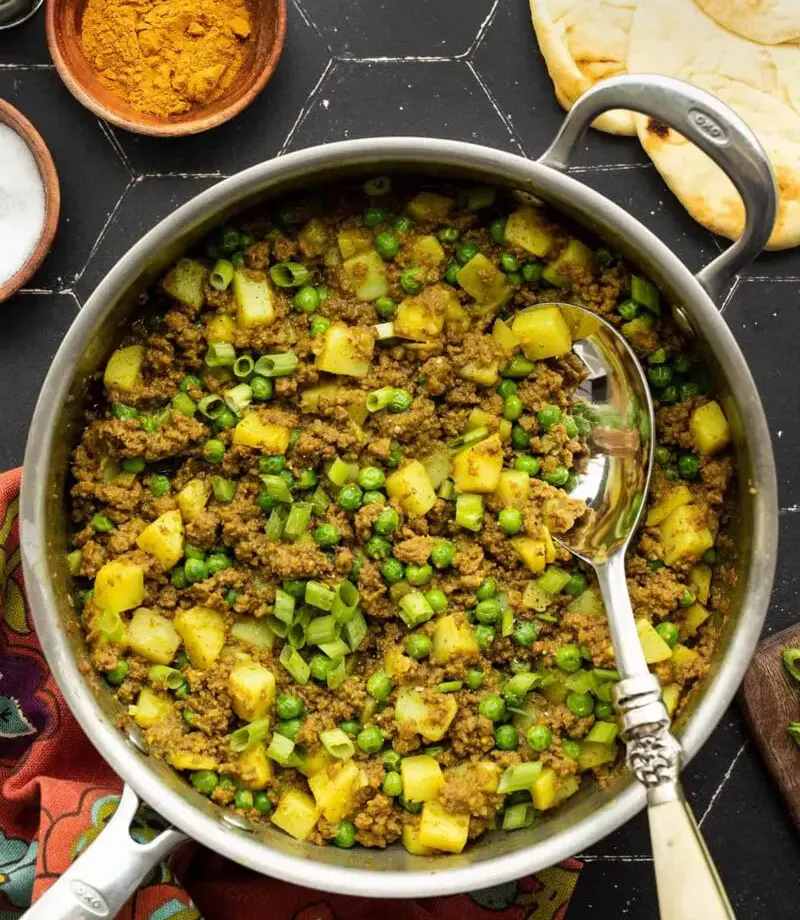 Curried-Ground-Beef-with-Peas-and-potatoes