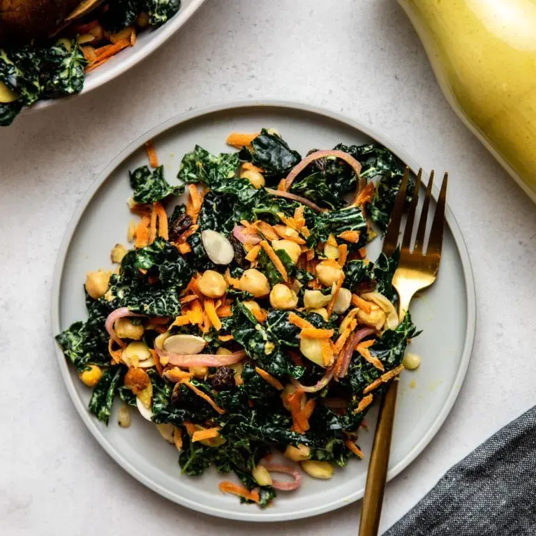 Curry_Kale_Salad_with-chickpeas-and-almonds