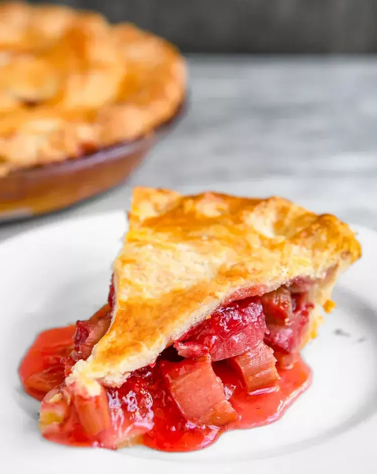 Fresh-Strawberry-Rhubarb-Pie