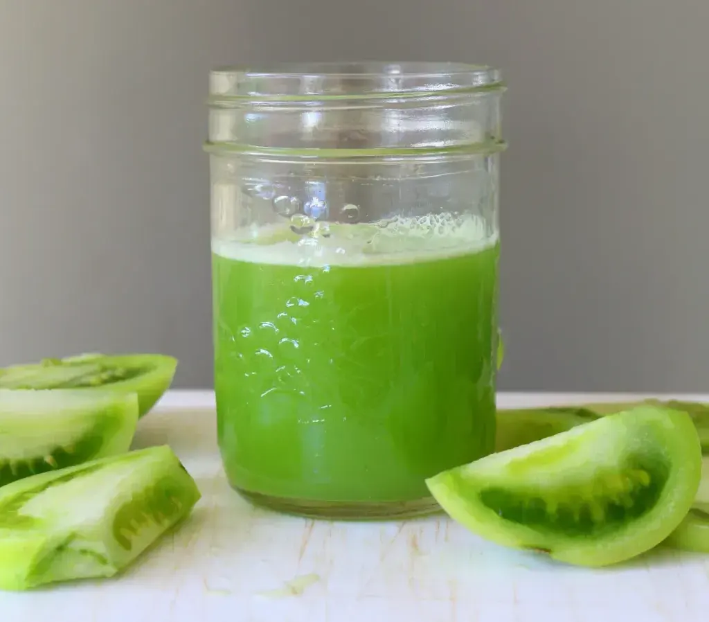 Green-Tomatoes-Drink