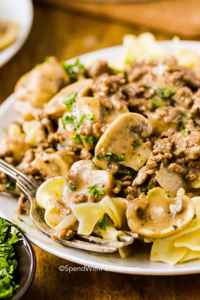 Ground-Beef-Stroganoff-with-Potatoes