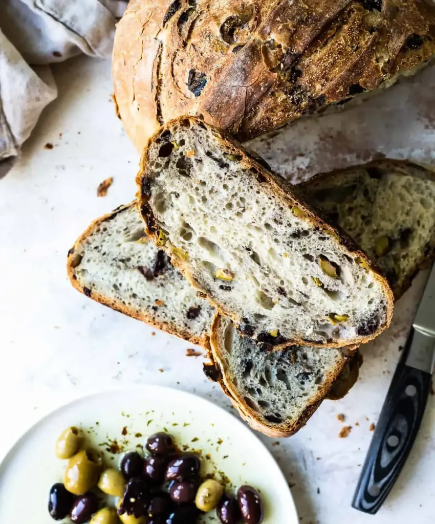 Homemade-mediterranean-olive-bread