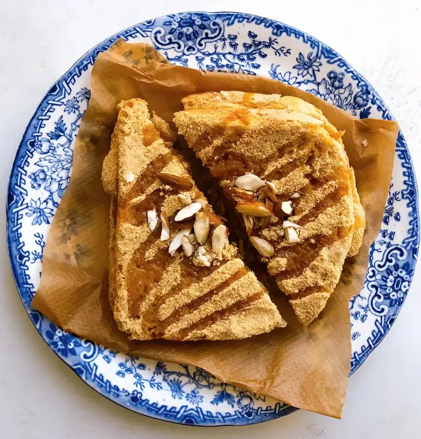 Kinako-Toast-(Toasted-Bread-with-Soybean-Flour)