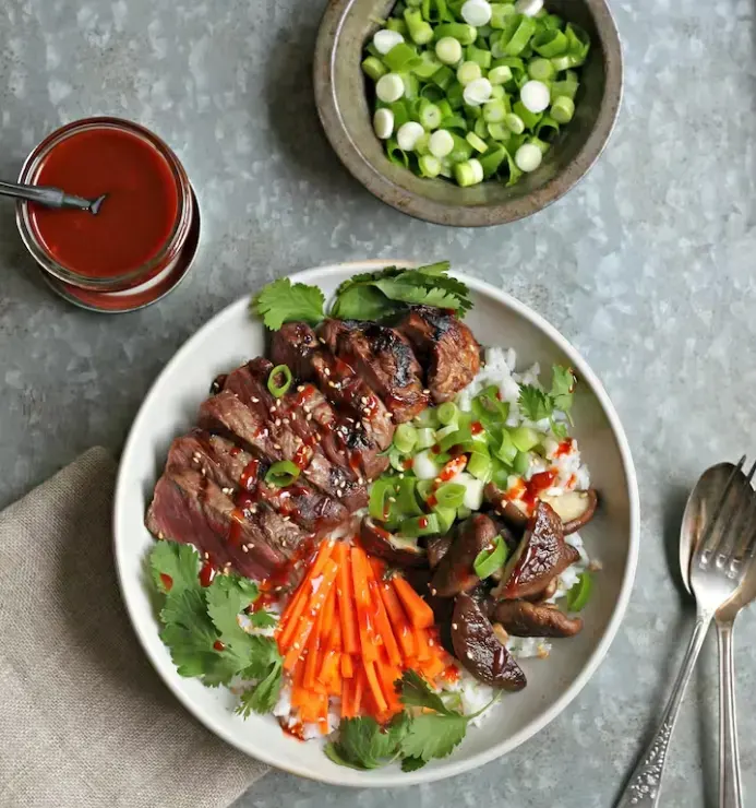 Korean-Rice-Bowl-with-Marinated-Steak